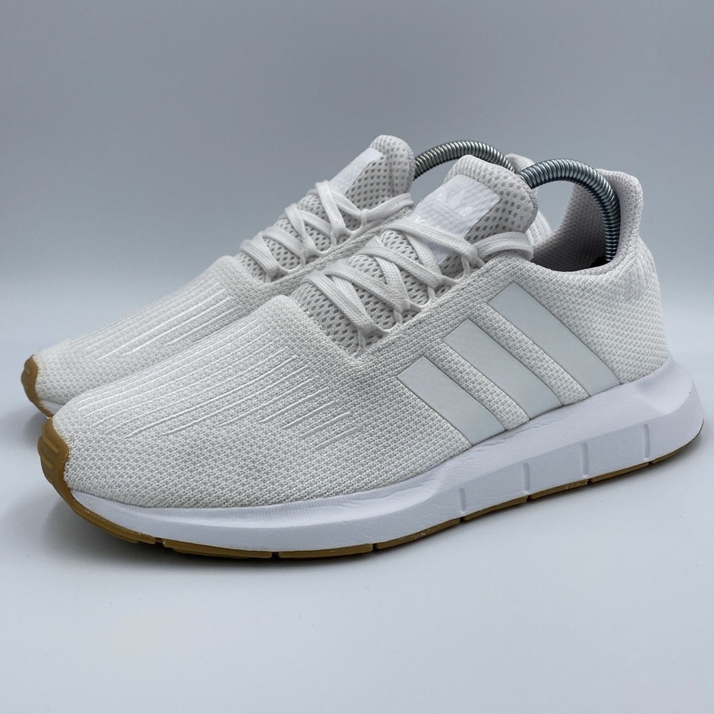 adidas Swift Run 1.0 Men's 8.5 Cloud White Gum Knit Sneakers Shoes F35206